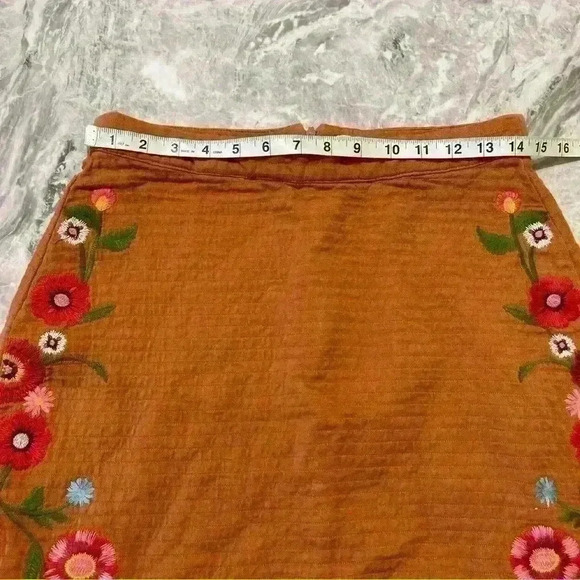 GB Gianni Bini Floral Embroidered Mini Skirt Womens sz Large orange brown fringe - Picture 6 of 9